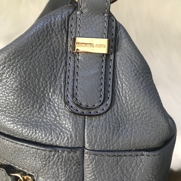Michael Kors gray leather handbag - Picture 5 of 5